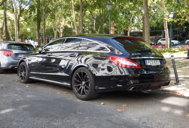 Mercedes-Benz CLS 63 AMG X218 Shooting Brake