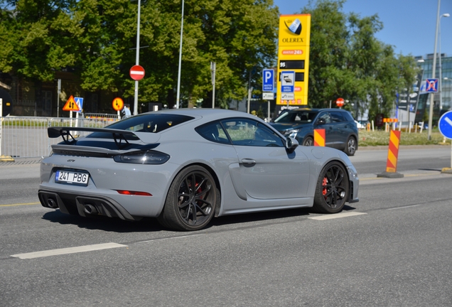 Porsche 718 Cayman GT4