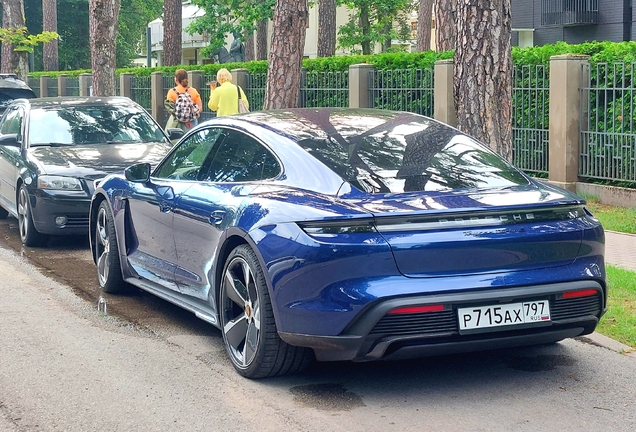 Porsche Taycan Turbo S