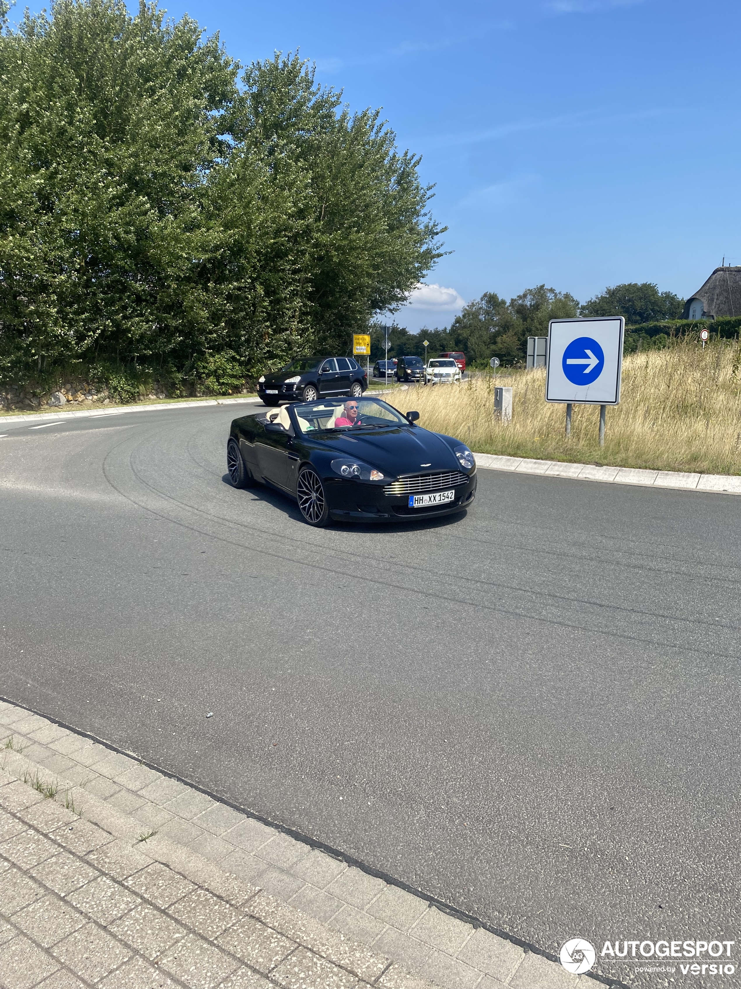 Aston Martin DB9 Volante