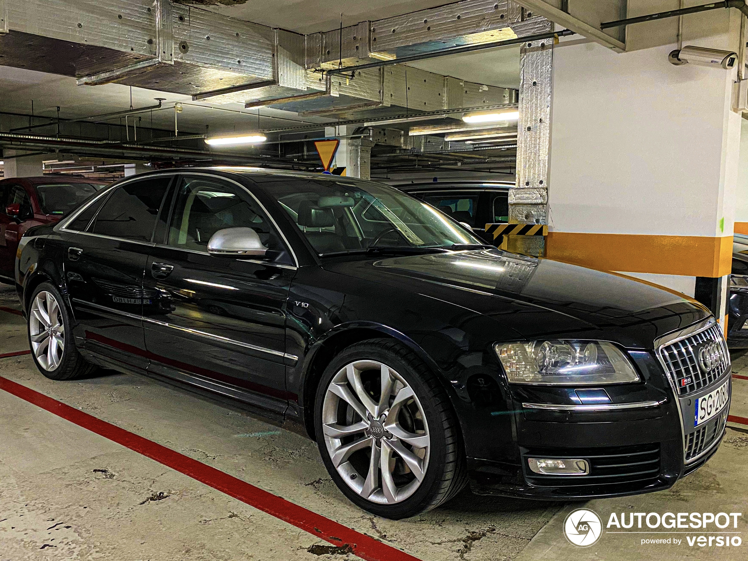 Audi S8 D3