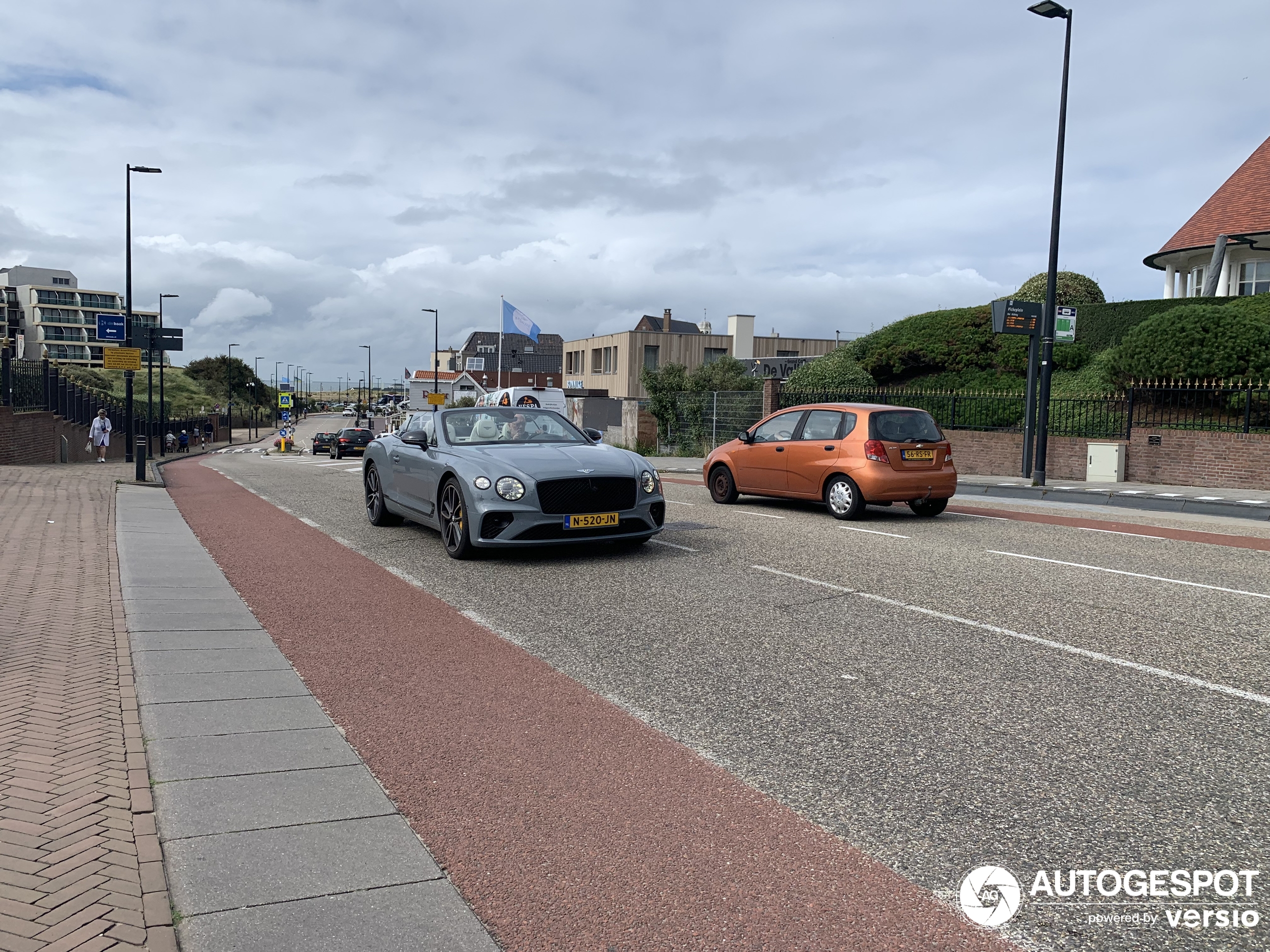 Bentley Continental GTC V8 2020