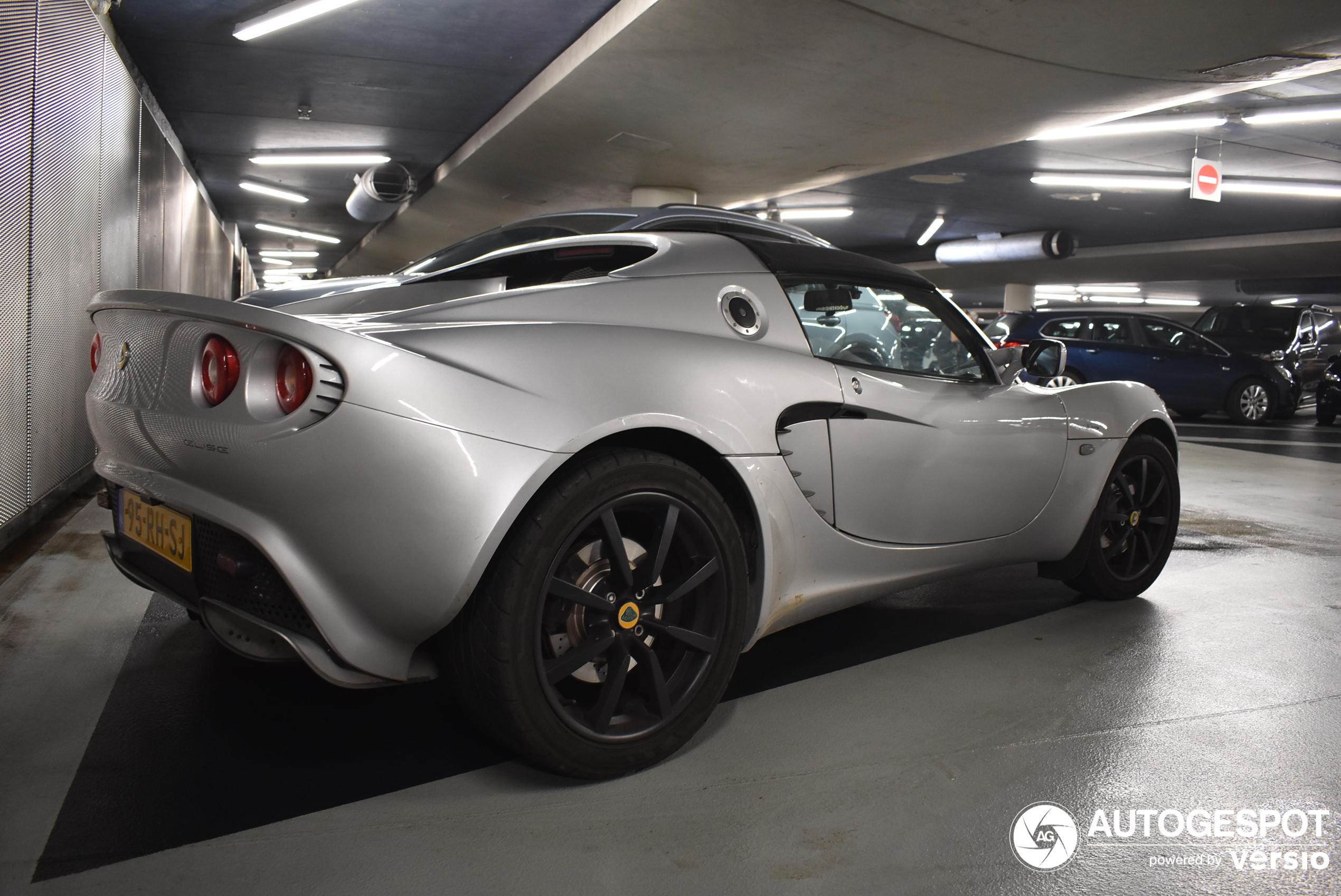 Lotus Elise S2 111R