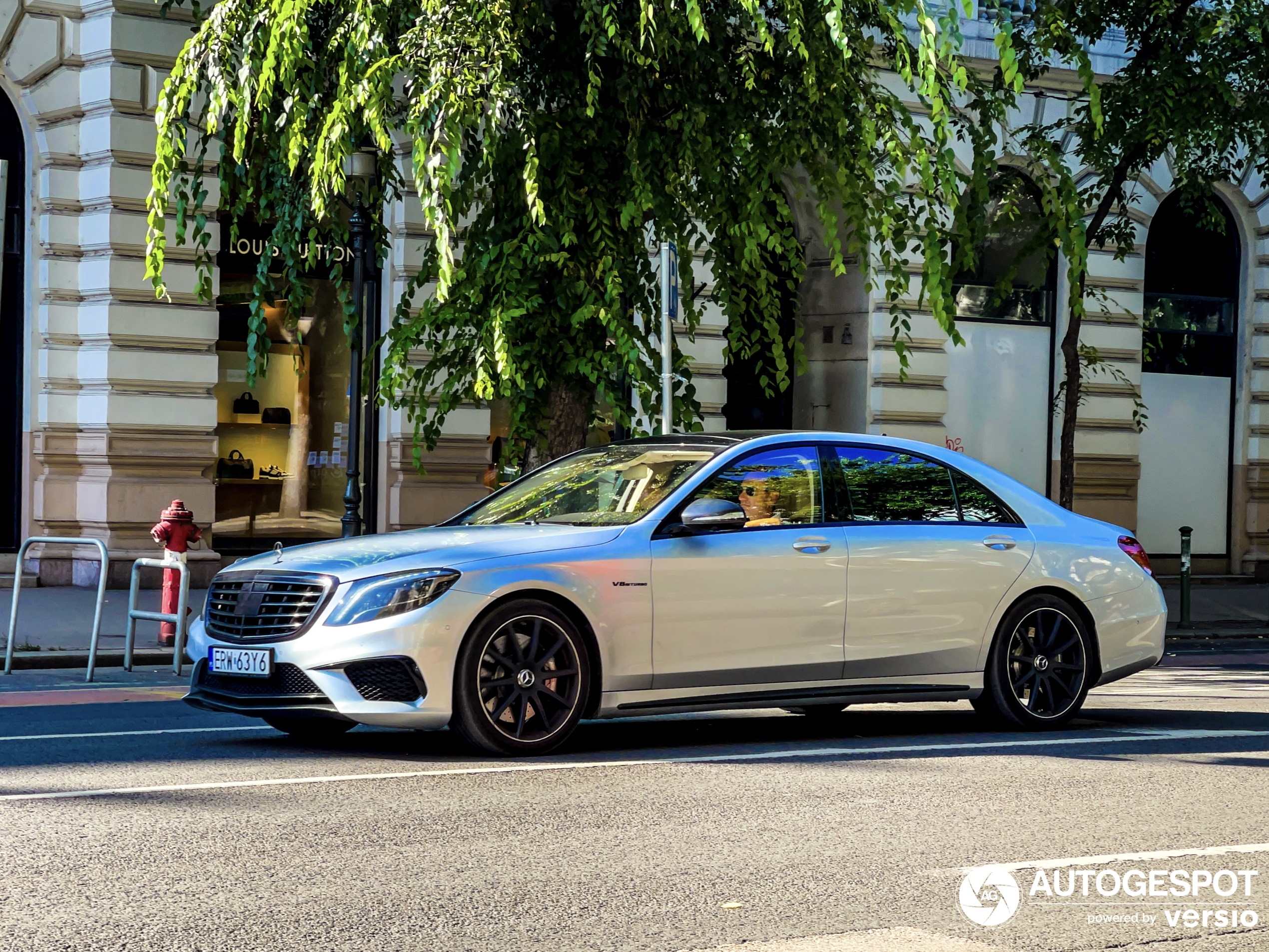 Mercedes-Benz S 63 AMG V222