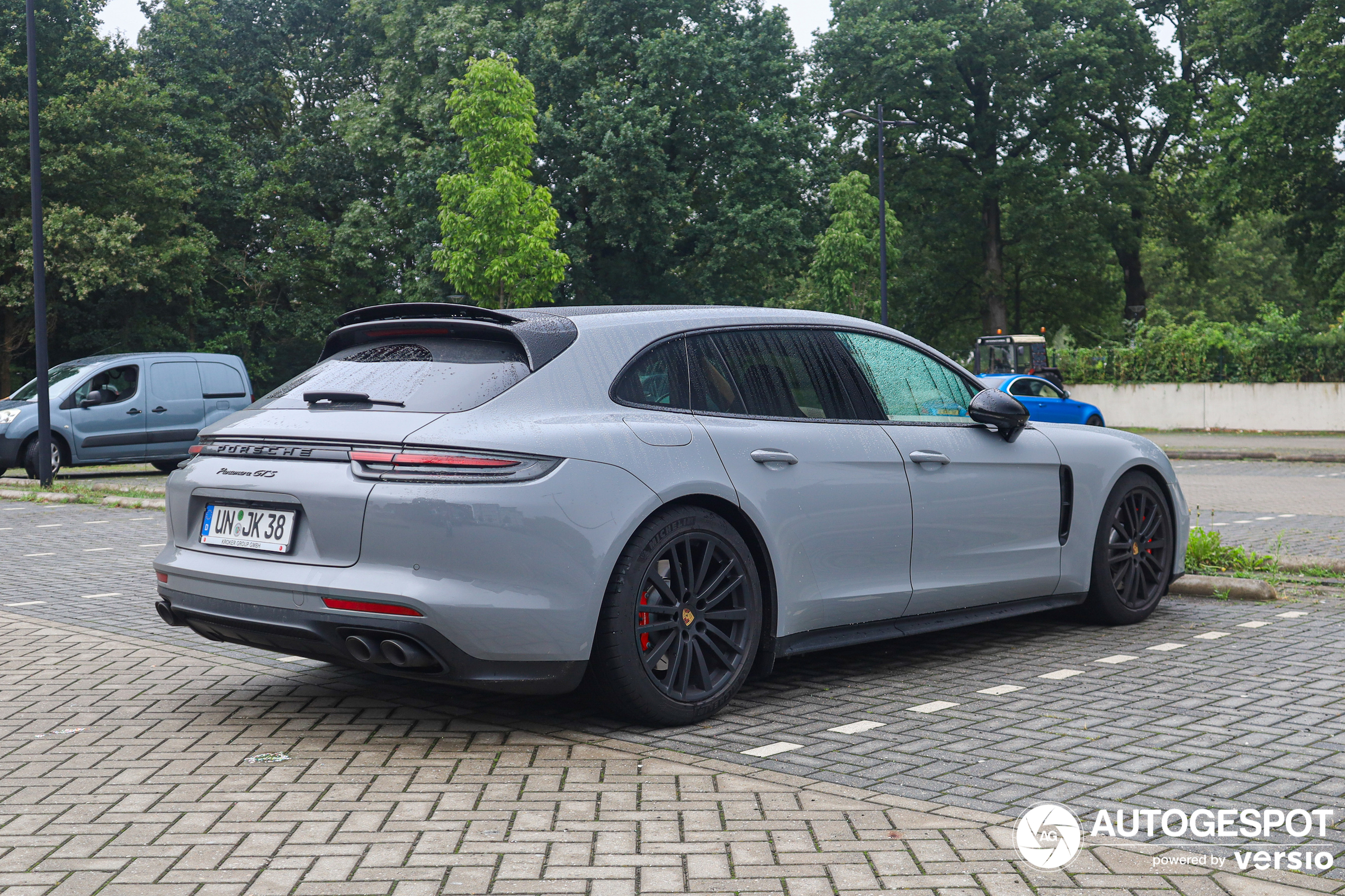 Porsche 971 Panamera GTS Sport Turismo