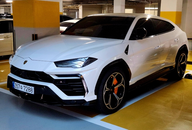 Lamborghini Urus