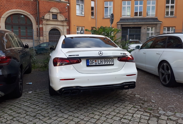 Mercedes-AMG E 63 S W213 2021