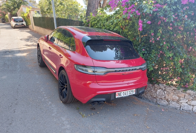 Porsche 95B Macan GTS MkIII