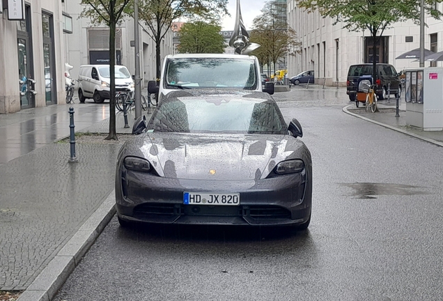 Porsche Taycan Turbo