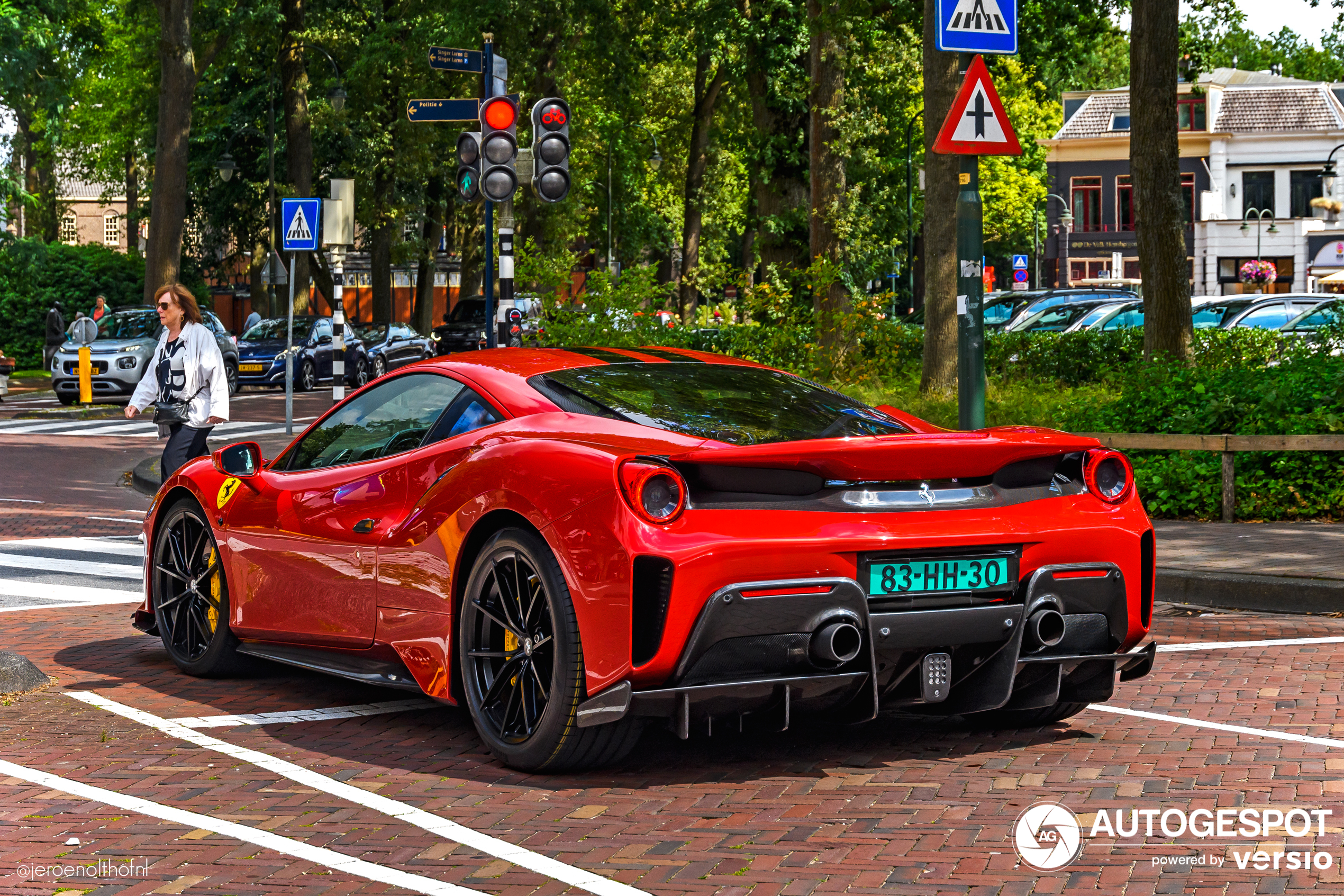 Ferrari 488 Pista