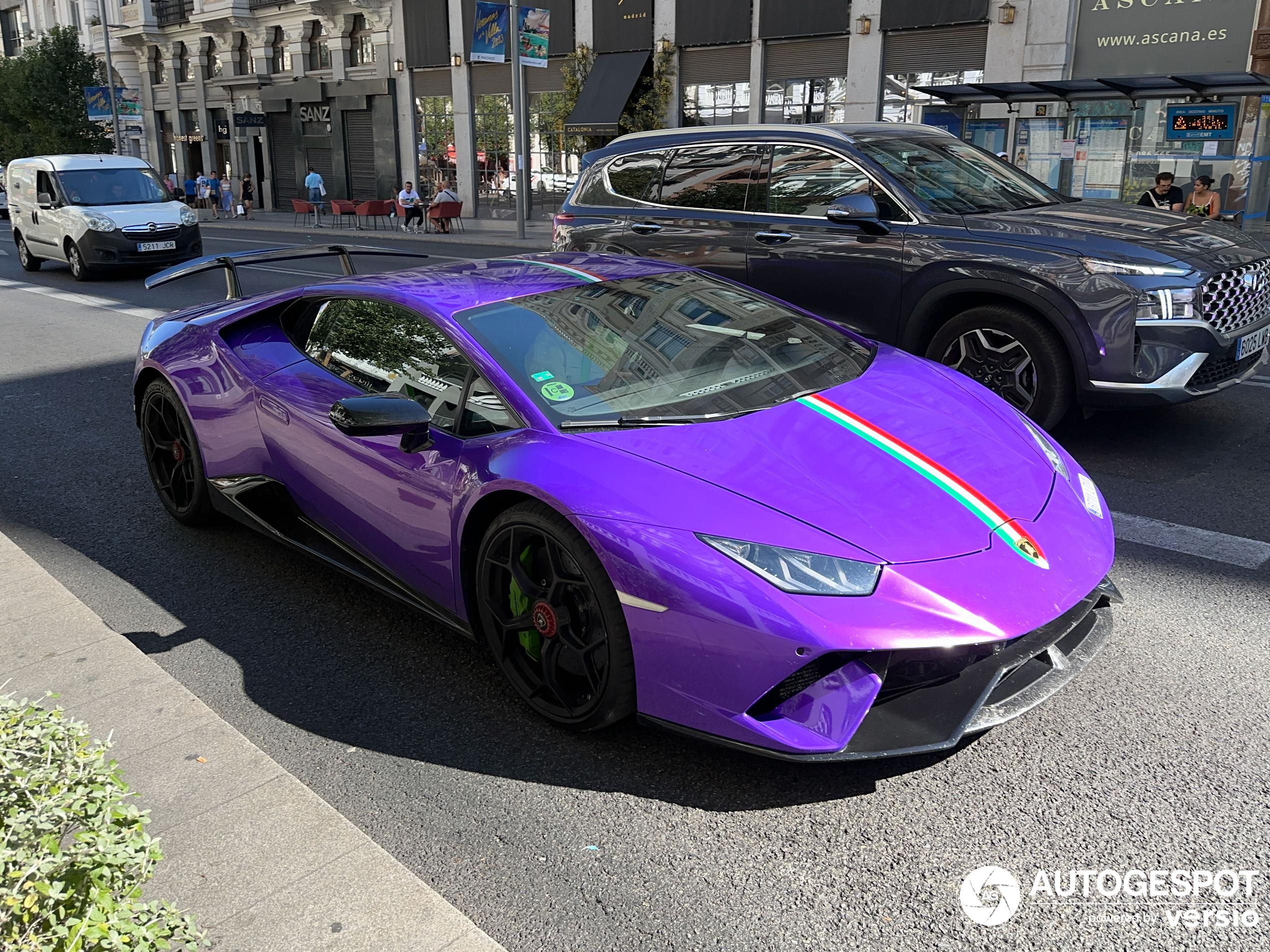 Lamborghini Huracán LP640-4 Performante