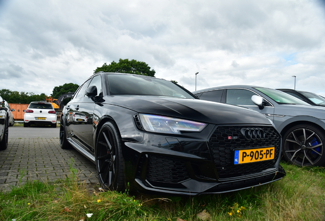 Audi RS4 Avant B9