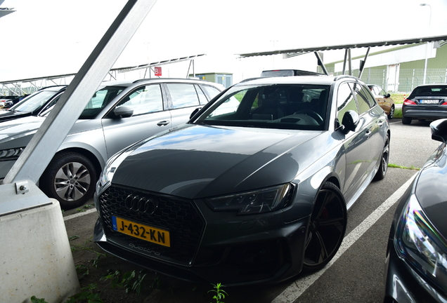 Audi RS4 Avant B9