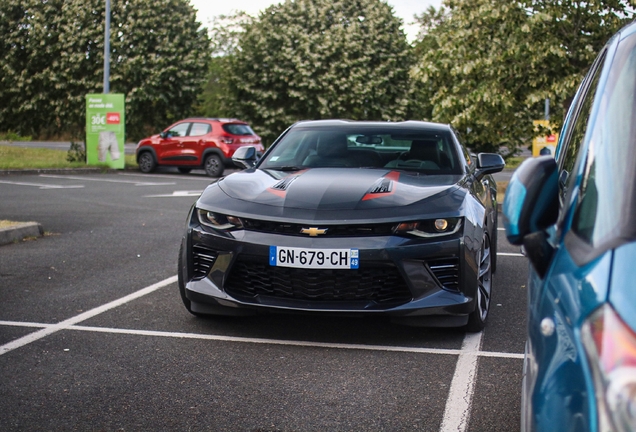 Chevrolet Camaro SS 2016 50th Anniversary