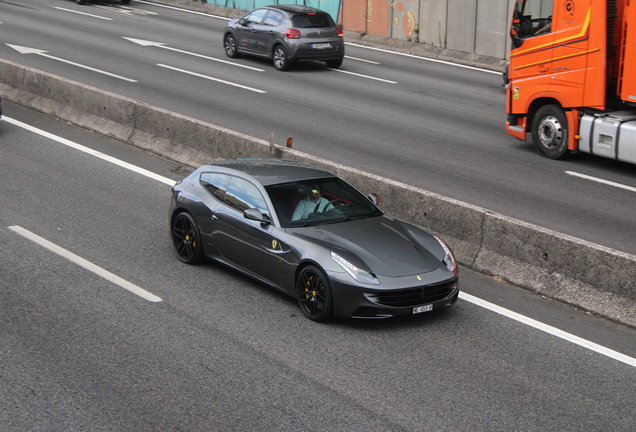 Ferrari FF