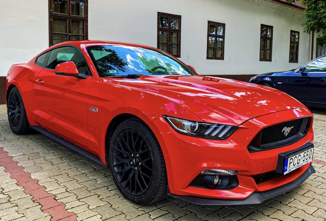 Ford Mustang GT 2015