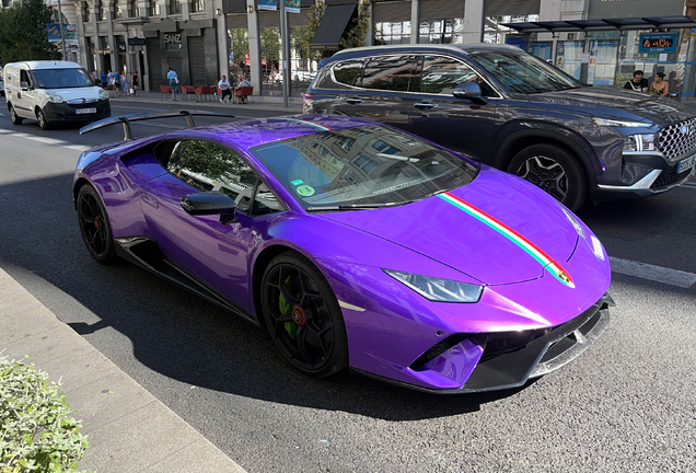 Lamborghini Huracán LP640-4 Performante