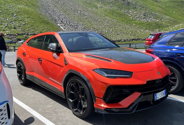 Lamborghini Urus Performante