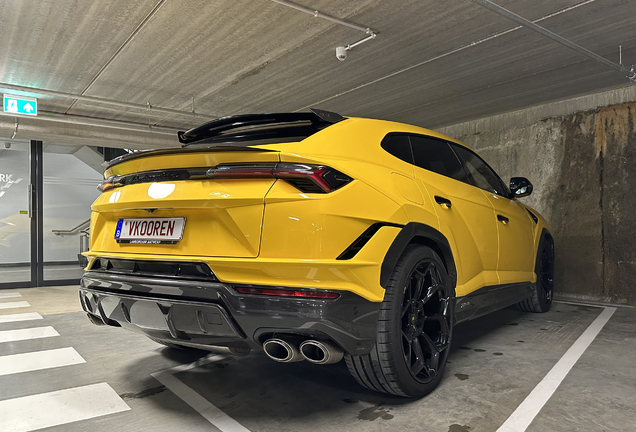 Lamborghini Urus Performante