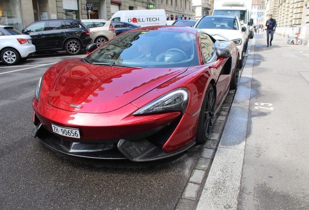 McLaren 570S