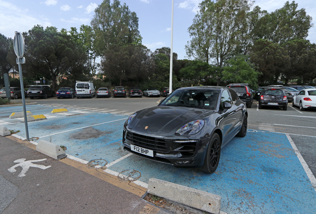 Porsche 95B Macan GTS