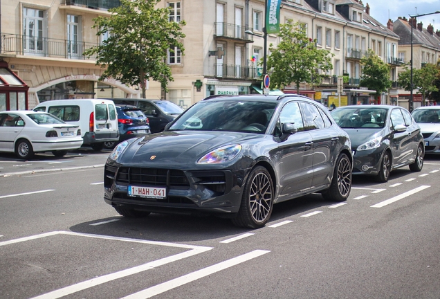 Porsche 95B Macan GTS MkII