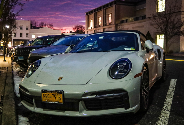 Porsche 992 Turbo Cabriolet