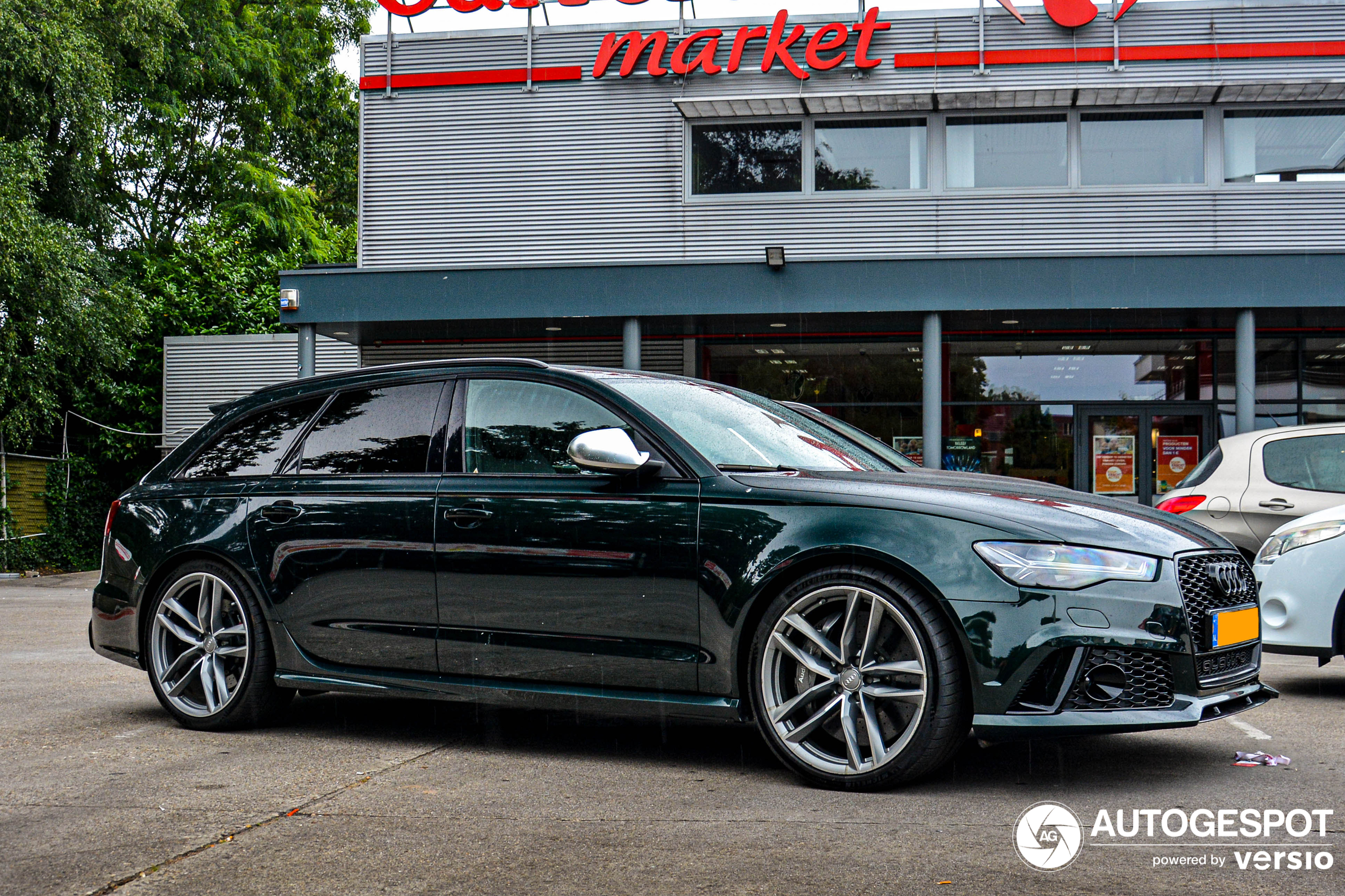 Audi RS6 Avant C7 2015