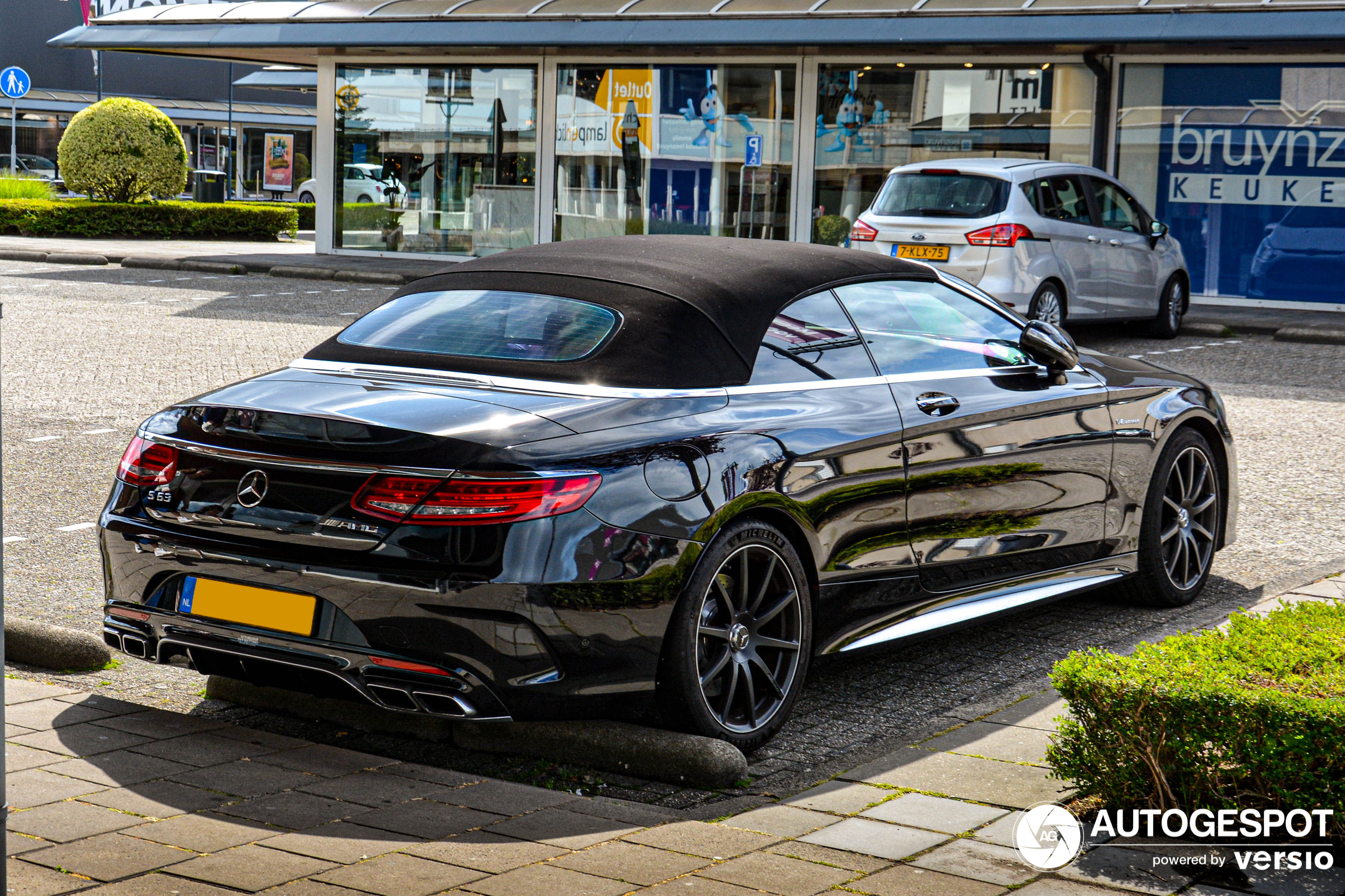 Mercedes-AMG S 63 Convertible A217