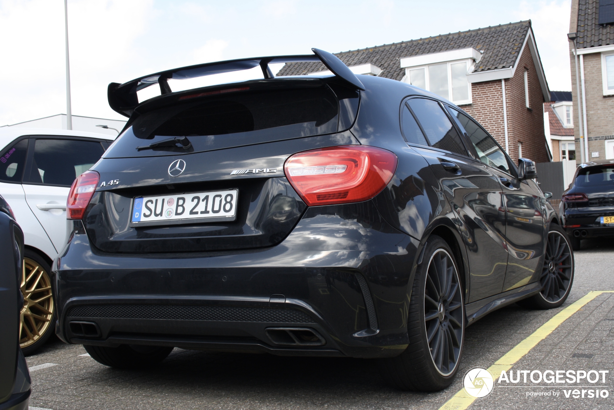 Mercedes-Benz A 45 AMG