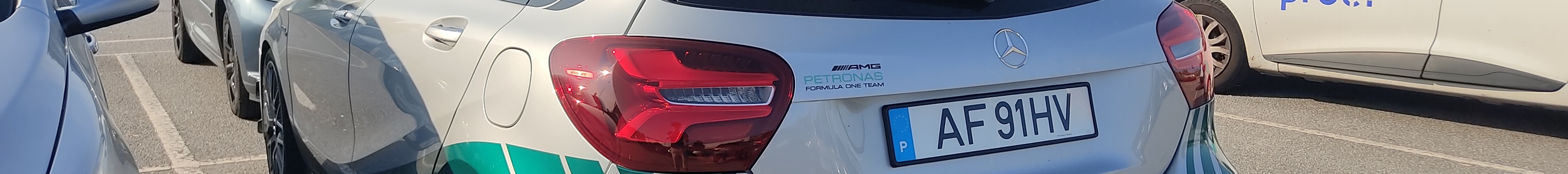 Mercedes-AMG A 45 W176 Petronas 2015 World Champions Edition