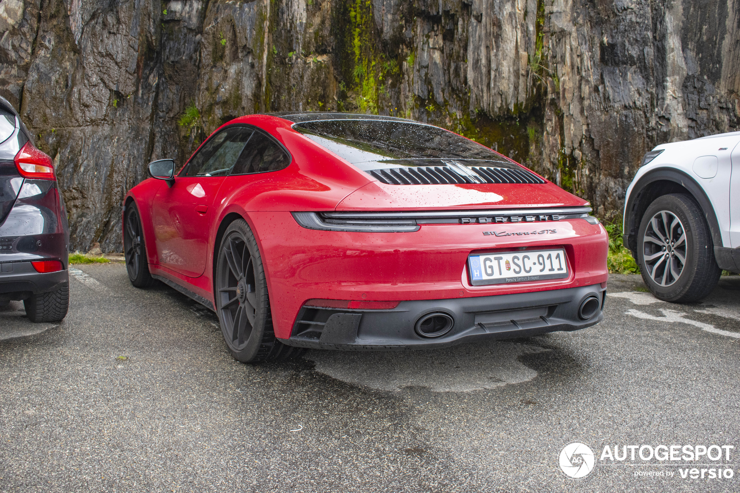 Porsche 992 Carrera 4 GTS