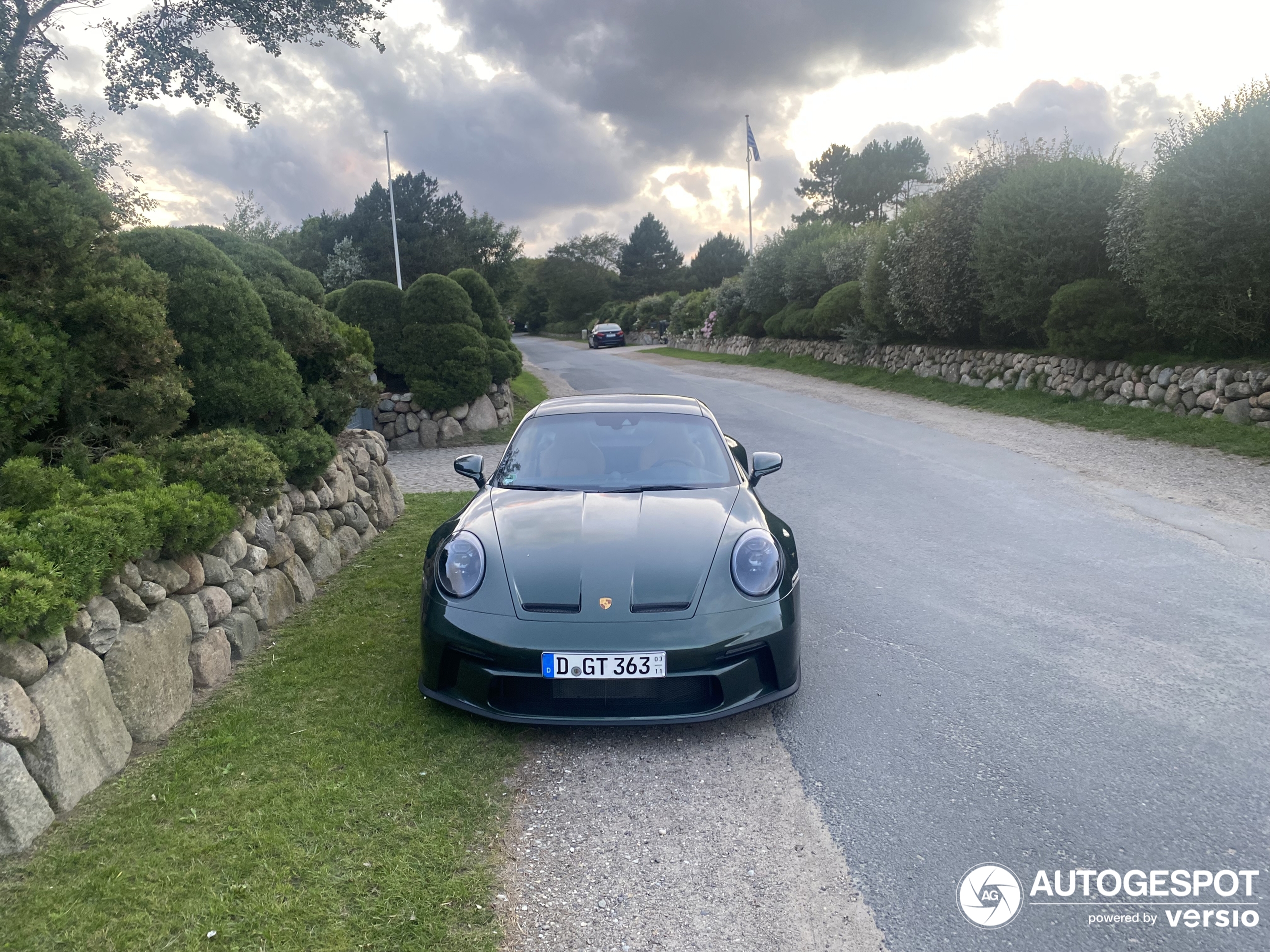 Porsche 992 GT3 Touring