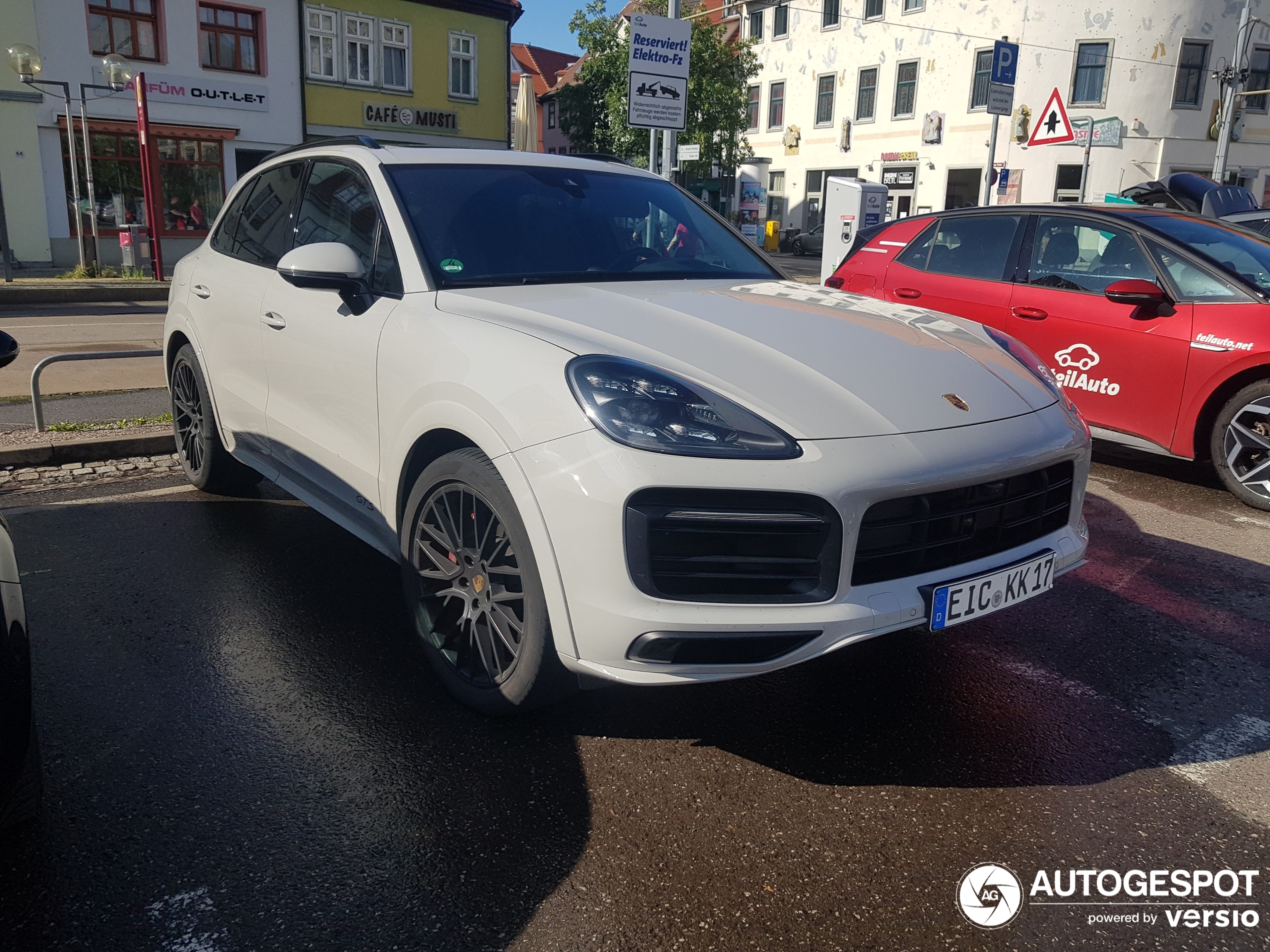 Porsche 9YA Cayenne GTS