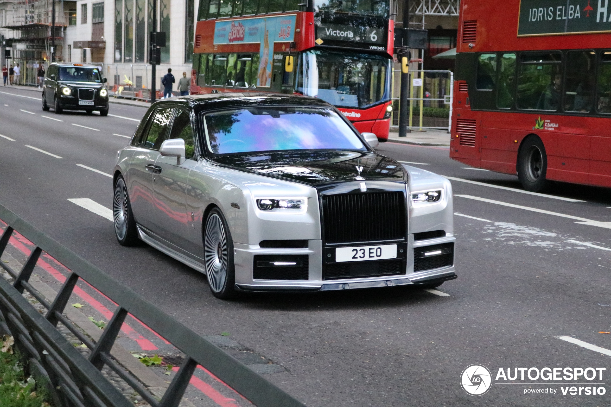 Rolls Royce Phantom - Revere London