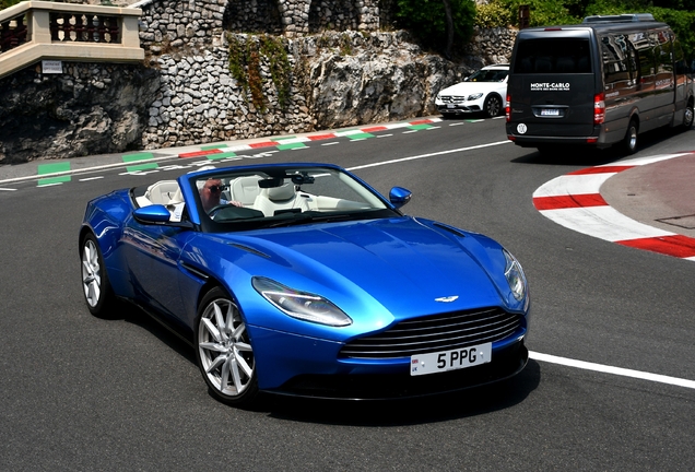 Aston Martin DB11 V8 Volante