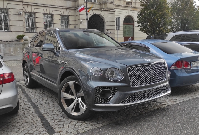 Bentley Bentayga V8 2021