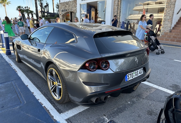 Ferrari GTC4Lusso