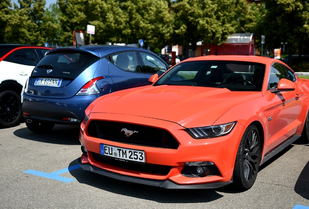 Ford Mustang GT 2015