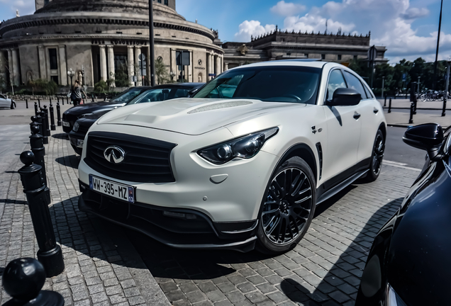 Infiniti FX Sebastian Vettel Version