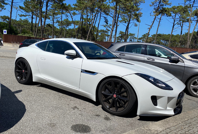 Jaguar F-TYPE S Coupé