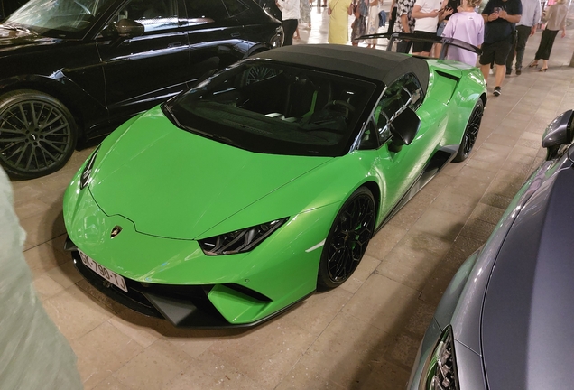 Lamborghini Huracán LP640-4 Performante Spyder