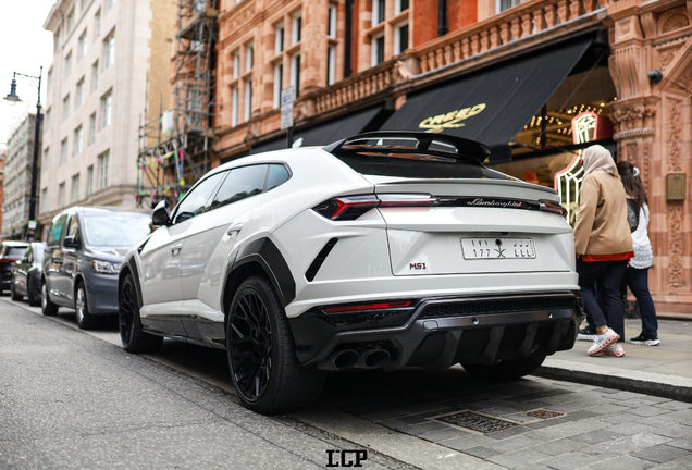 Lamborghini Urus Nero Design