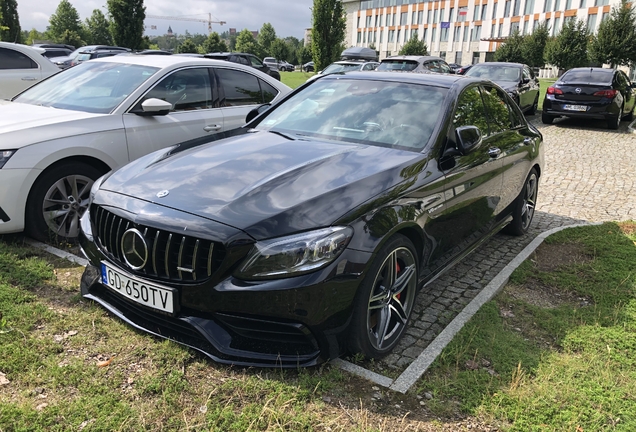 Mercedes-AMG C 63 S W205 2018