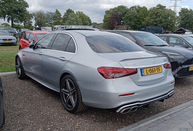 Mercedes-AMG E 63 S W213 2021