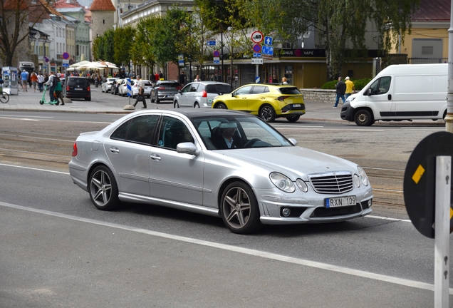 Mercedes-Benz E 63 AMG W212 - 08-06-2022 23:02 - Autogespot