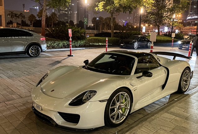 Porsche 918 Spyder Weissach Package