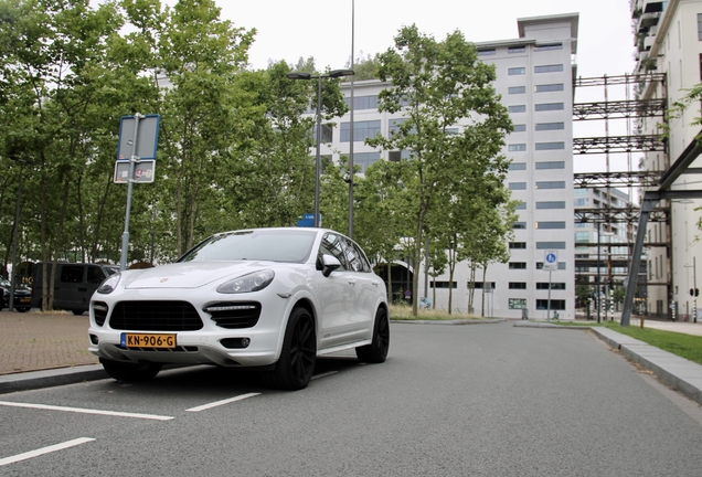 Porsche 958 Cayenne GTS