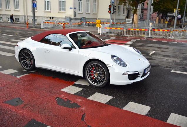 Porsche 991 Carrera 4S Cabriolet MkI