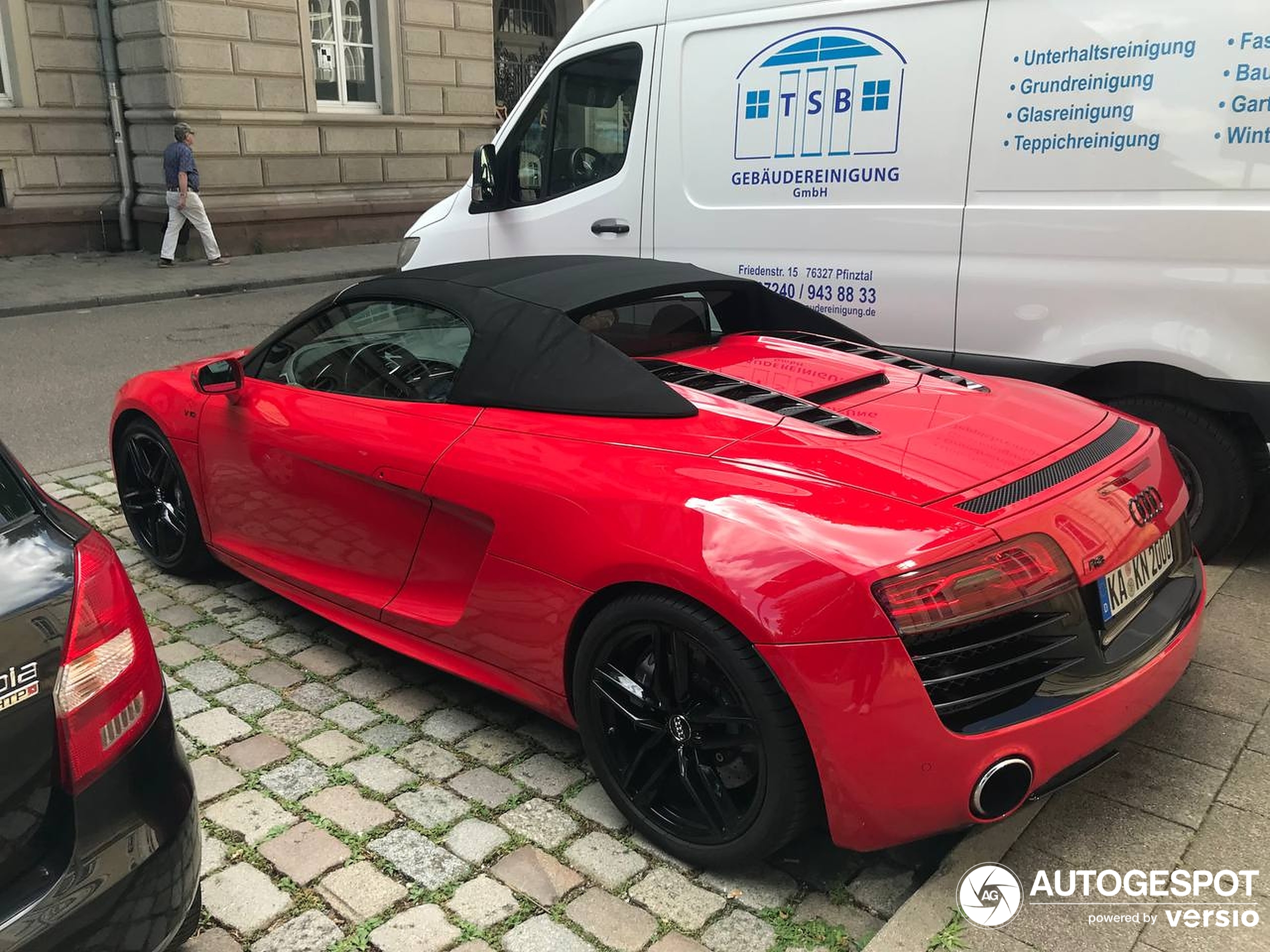 Audi R8 V10 Spyder 2013